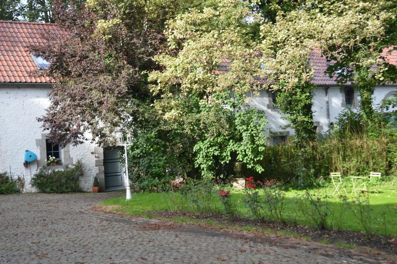 La Gentilhommiere Du Chateau De Ragnies Exterior photo
